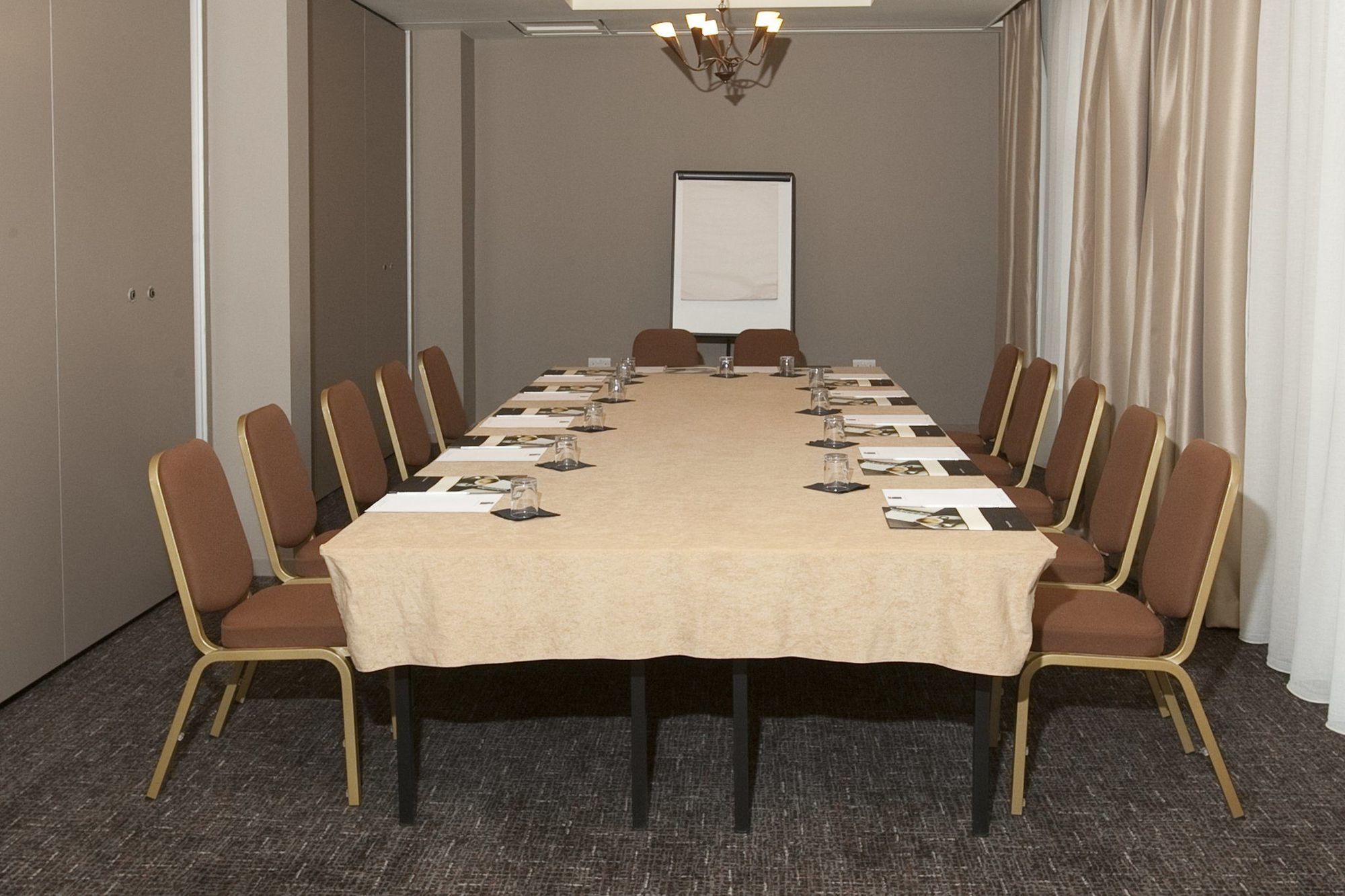 Humber Royal Hotel Grimsby Konforlar fotoğraf